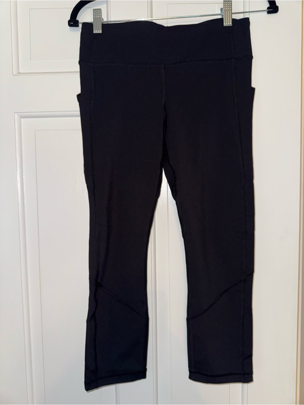 lululemon athletica Black Cropped Leggings